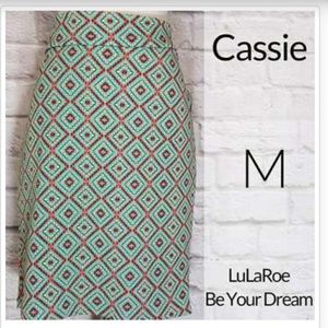 PRICE⬇️ NWT LLR CASSIE SKIRT